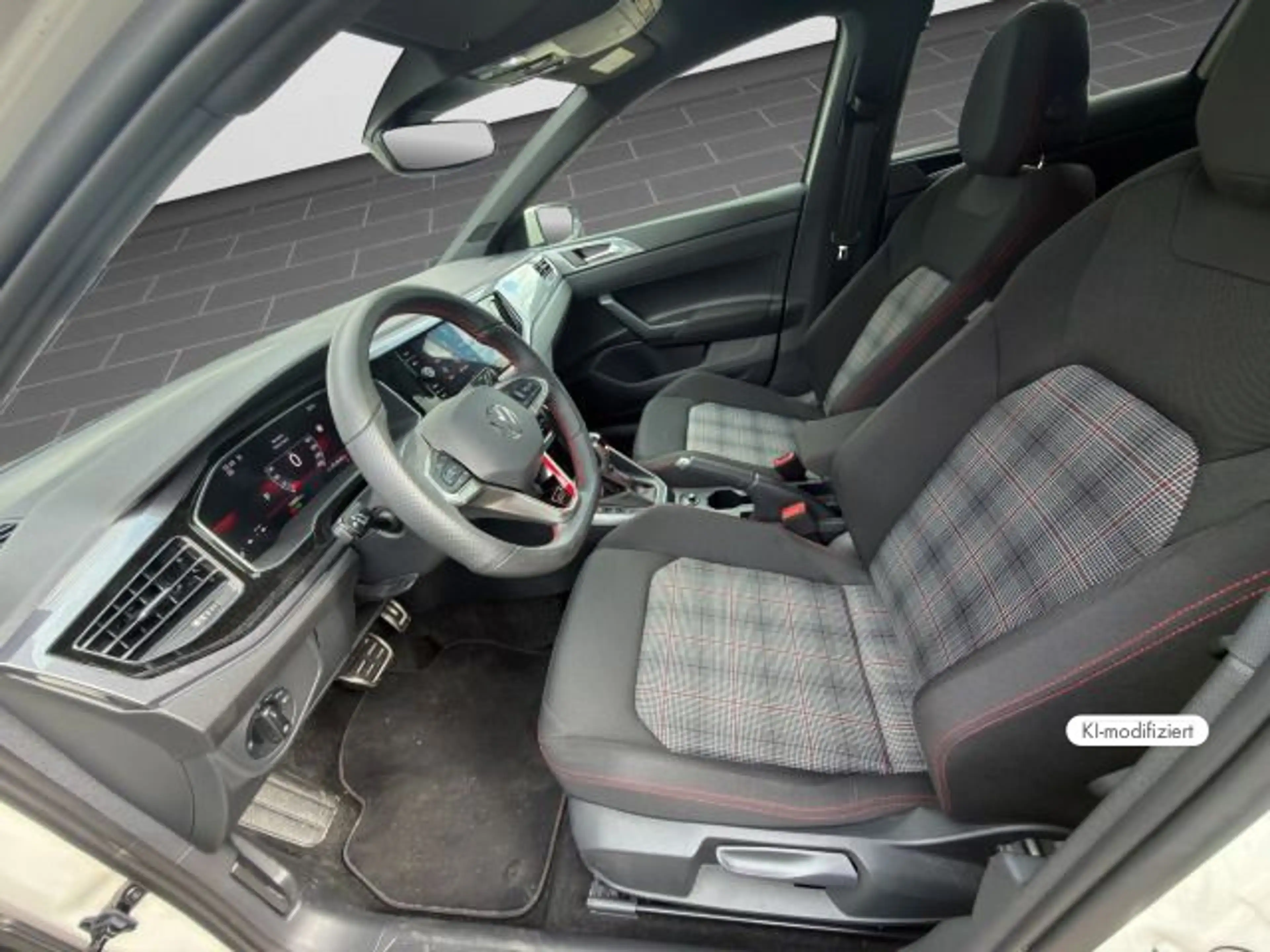 Volkswagen Polo GTI 2.0 TSI DSG IQ.LIGHT CARPLAY PDC ACC SH — photo 12
