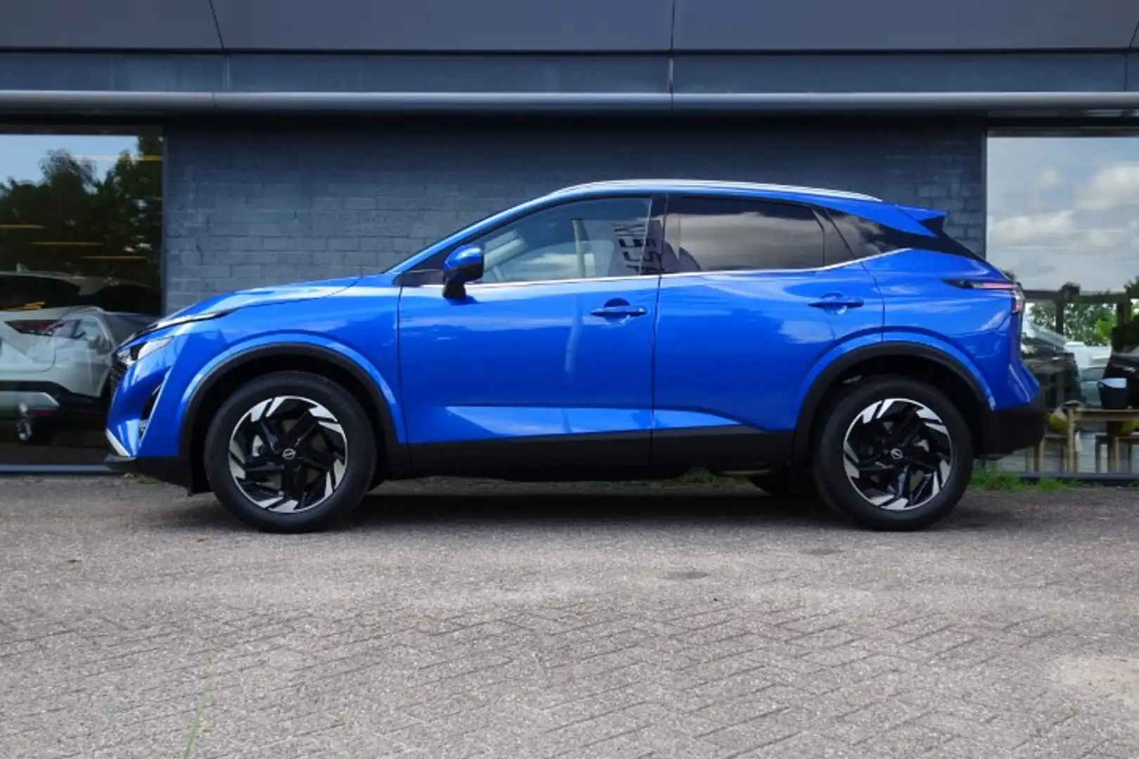 Nissan Qashqai 1.3 Mild-Hybrid 158pk N-Connecta Blauw - 2