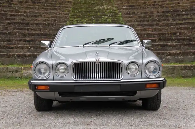Jaguar XJ6 Rechtslenker