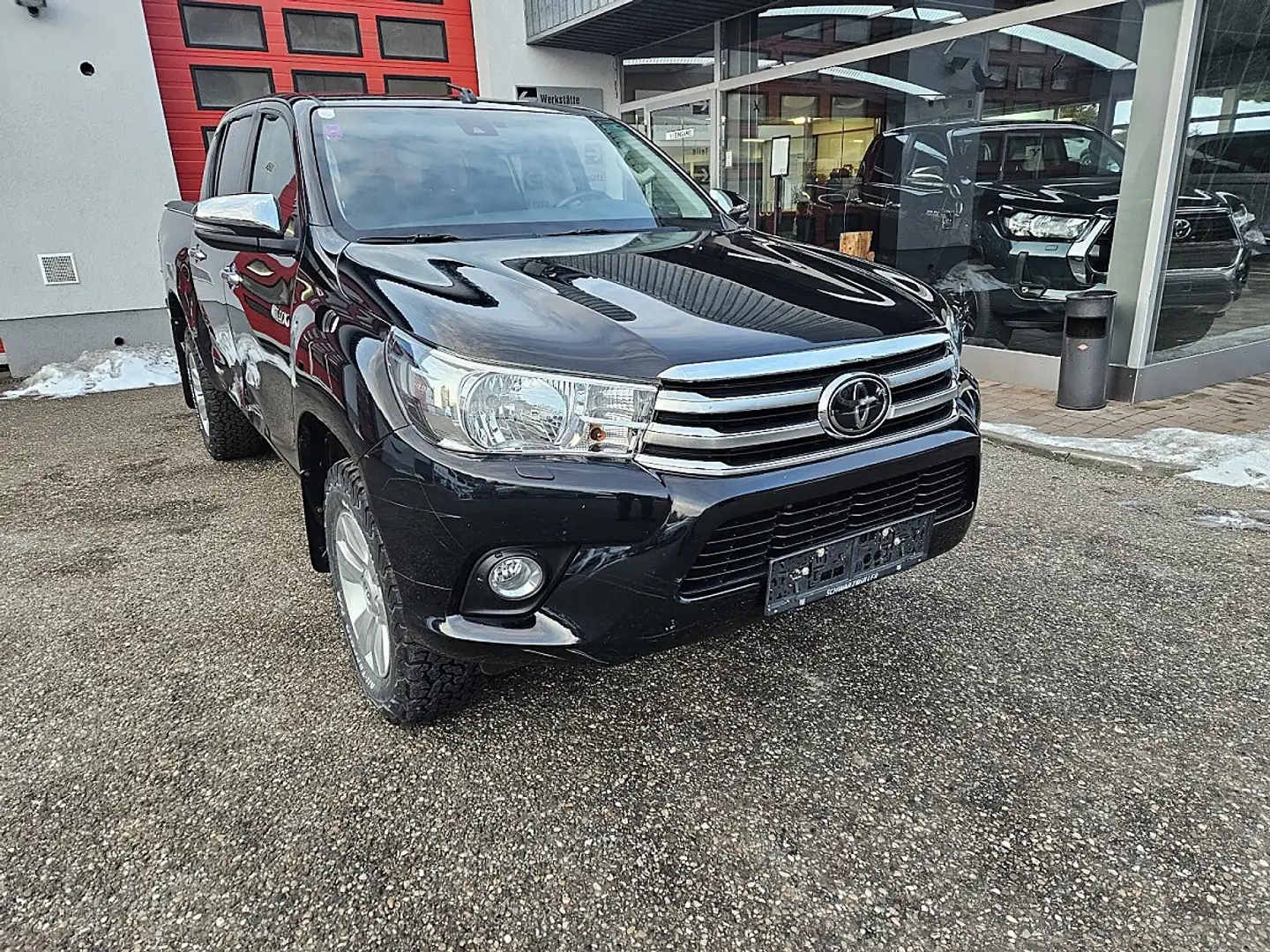 Toyota Hilux DK Active 4x4 2,4 D-4D Schwarz - 2