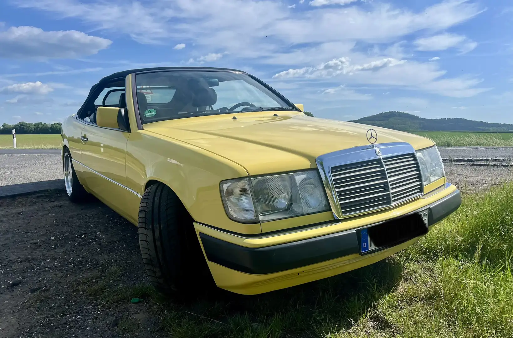 Mercedes-Benz CE 300 Gelb - 1