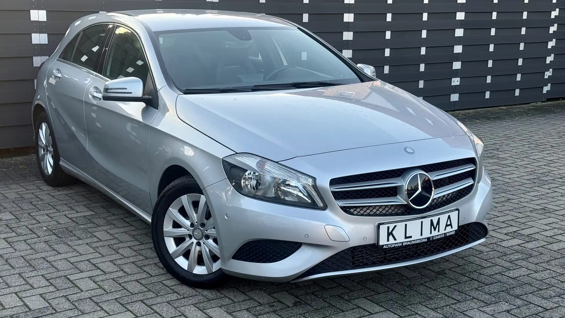 Mercedes-Benz A 180 A 180 CDI / d BlueEfficiency (176.012) Silber - 2
