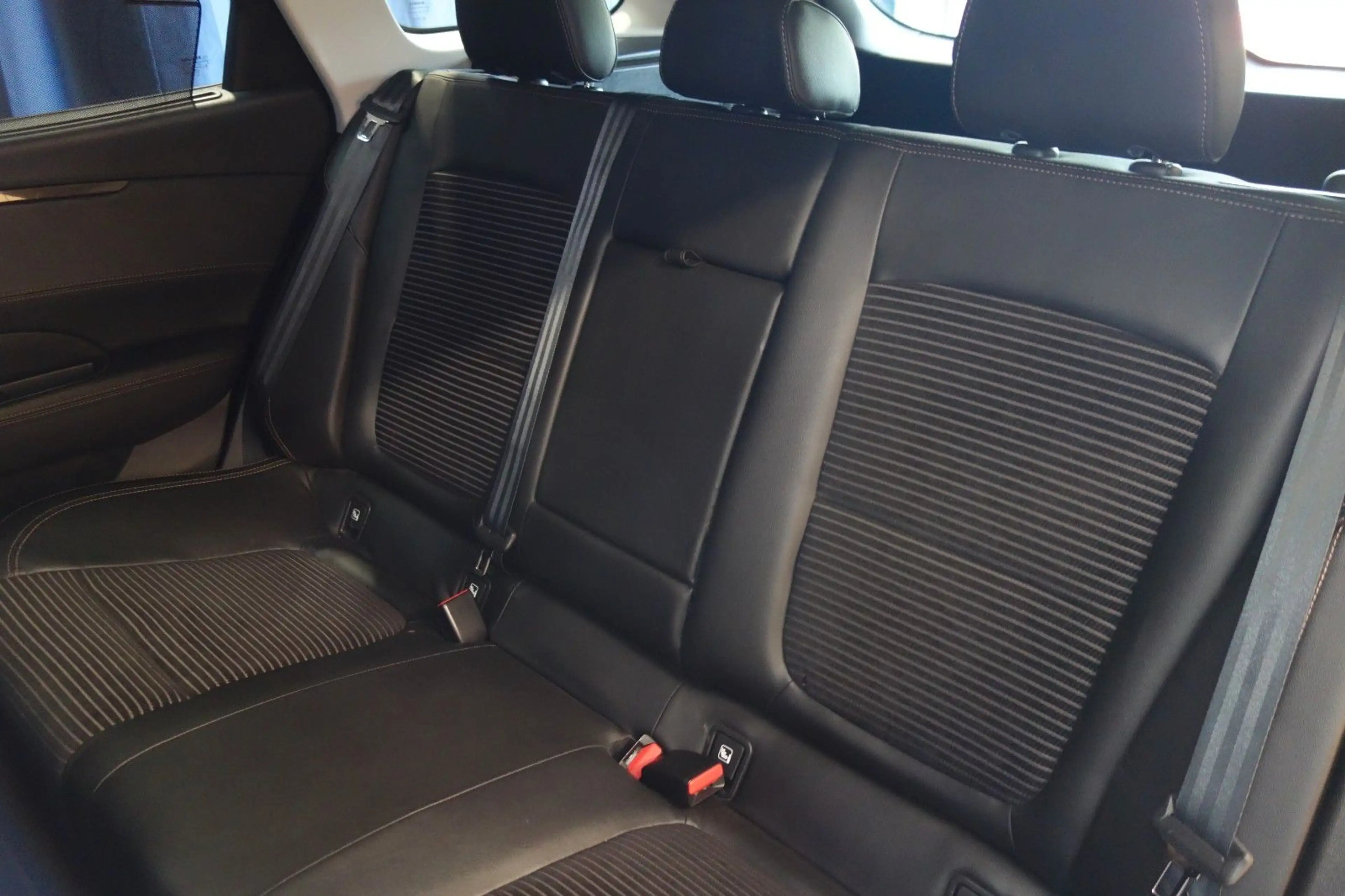 Renault Talisman Grandtour Intens — photo 15