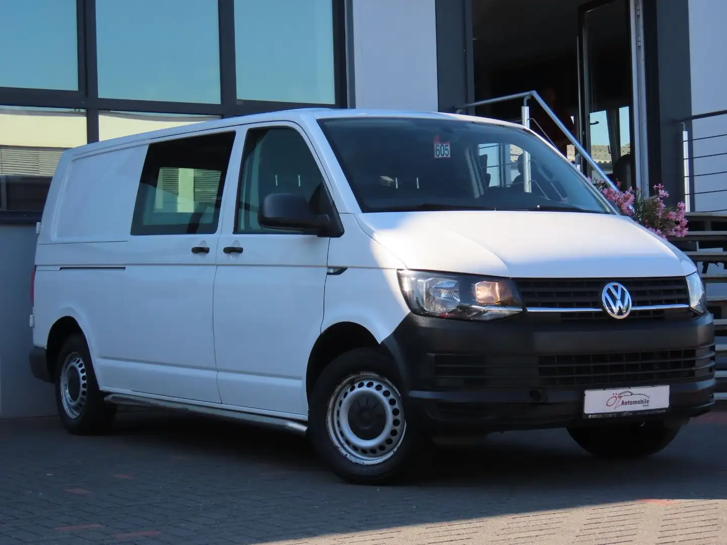 Volkswagen T6 Transporter L2H1 Touchscreen PDC AHK Blanc - 2