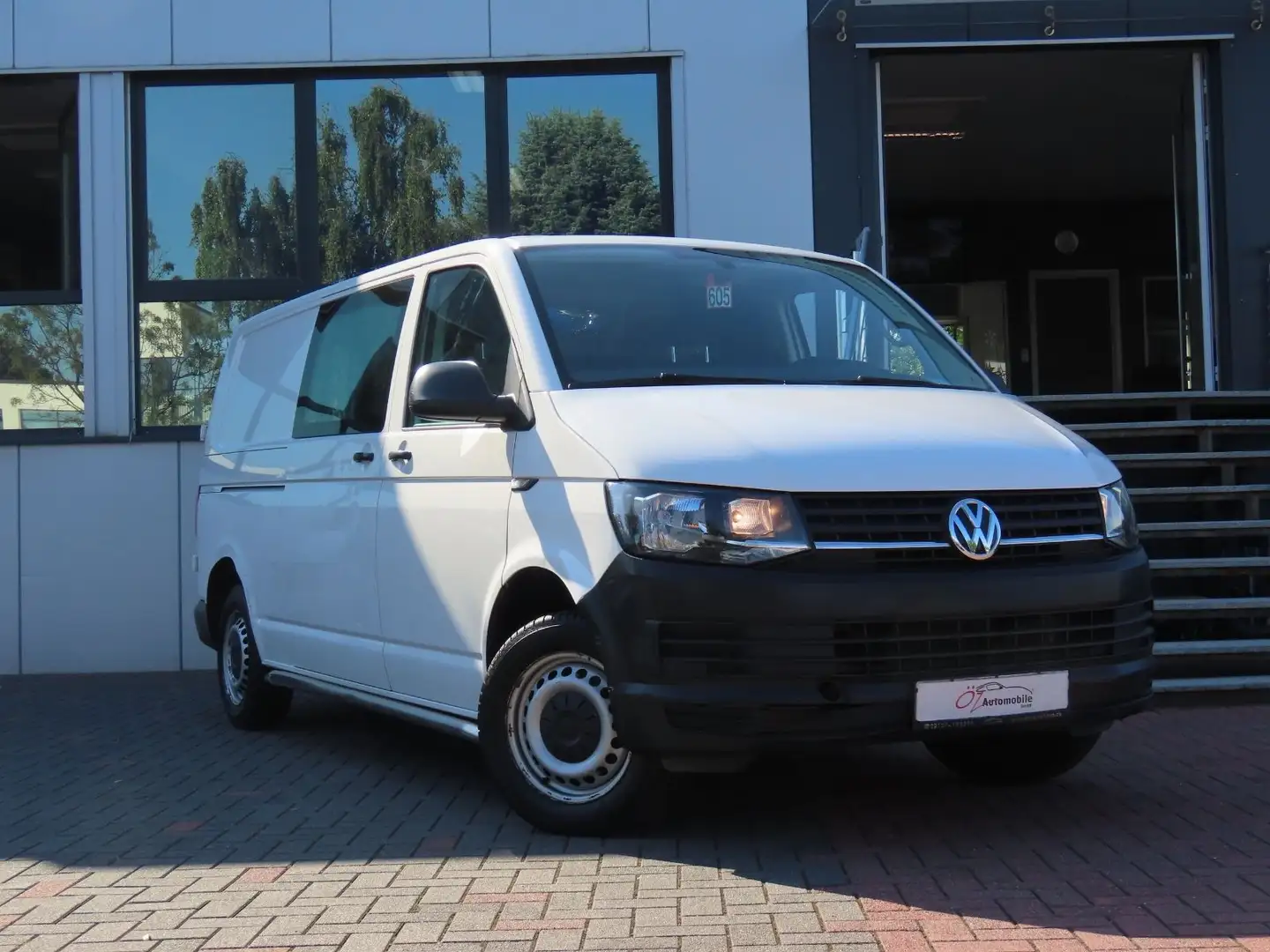 Volkswagen T6 Transporter L2H1 Touchscreen PDC AHK Blanc - 1