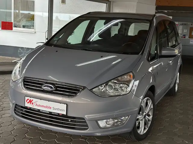 Ford Galaxy Titanium*SHZ*Temp*PDC v+h*Nav*AHK*7Sitzer