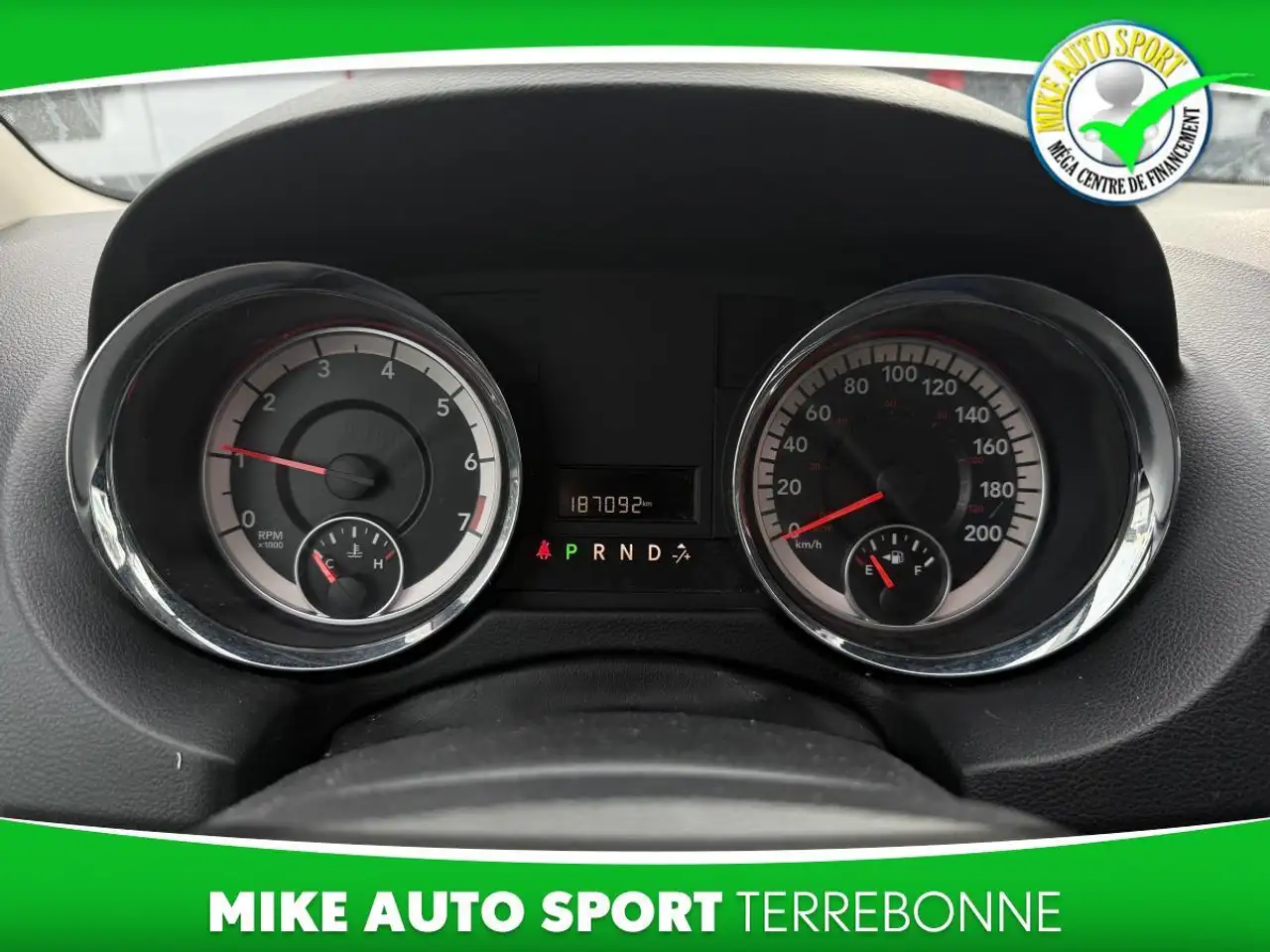 Dodge Grand Caravan снимка Dodge Grand Caravan