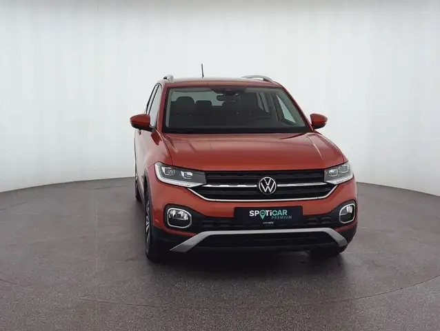 Volkswagen T-Cross view 2