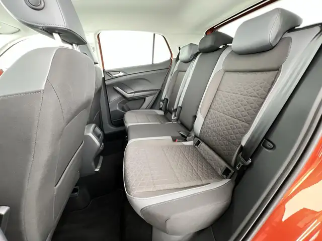 Volkswagen T-Cross view 8