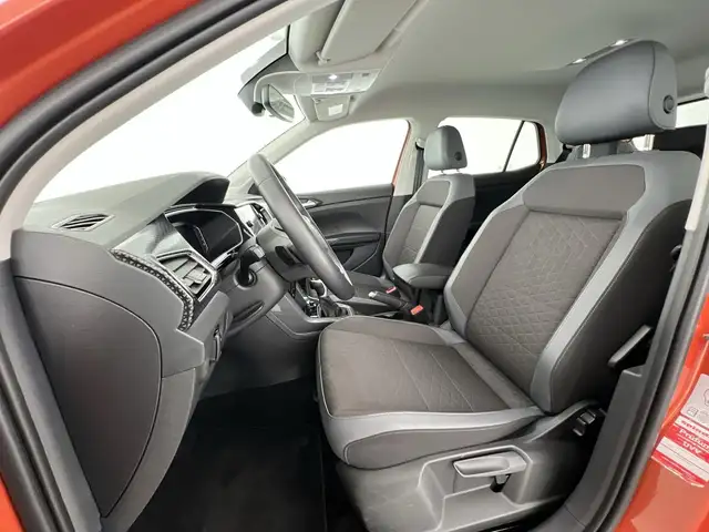 Volkswagen T-Cross view 7