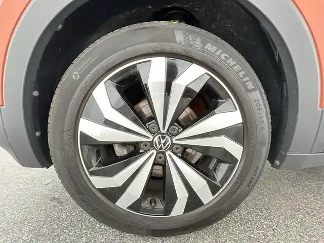 Volkswagen T-Cross view 10