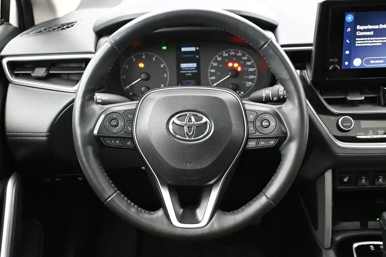 Toyota Corolla Cross снимка Toyota Corolla Cross