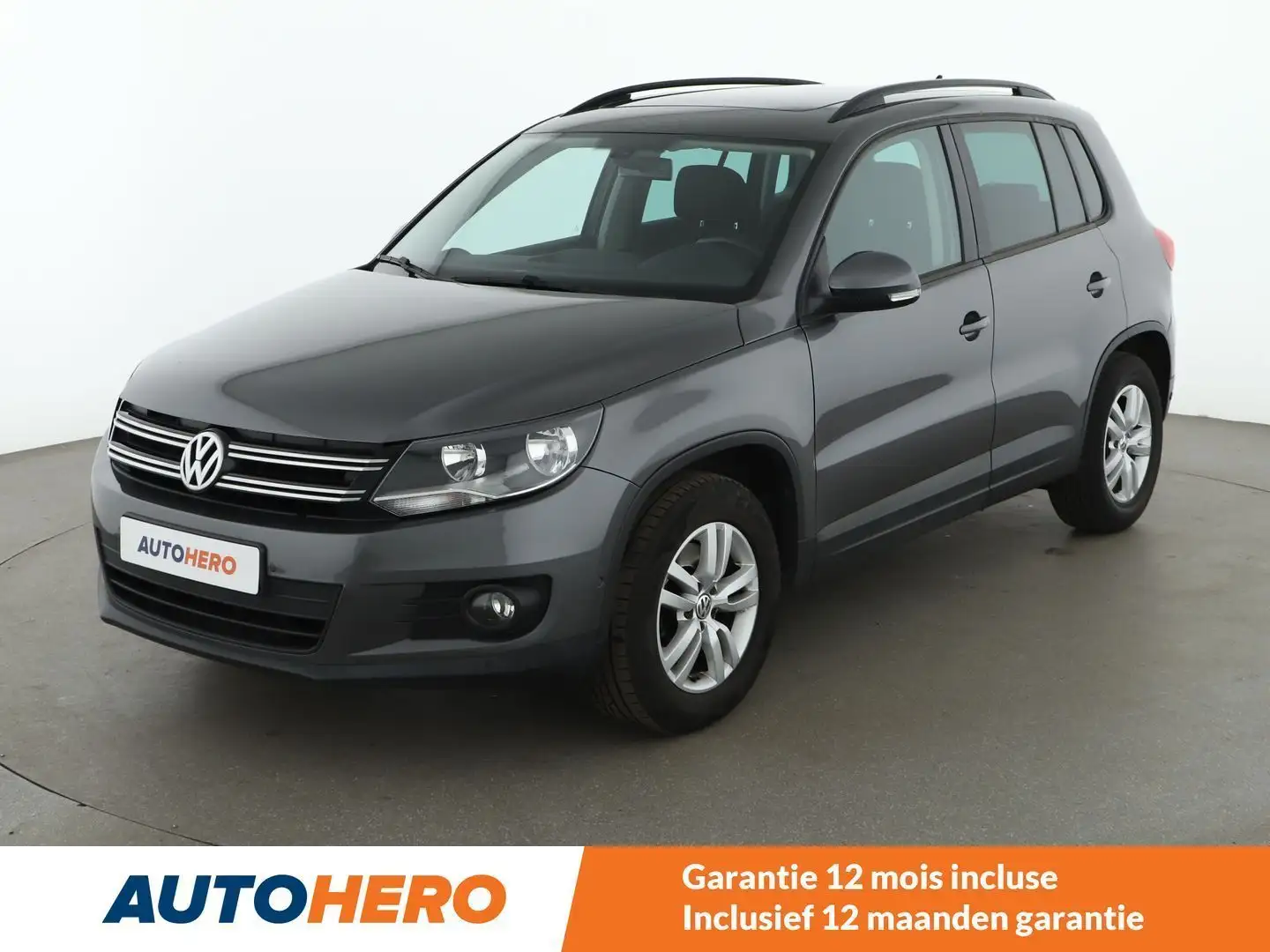 Volkswagen Tiguan 1.4 TSI Trend & Fun BlueMotion Tech Grijs - 1