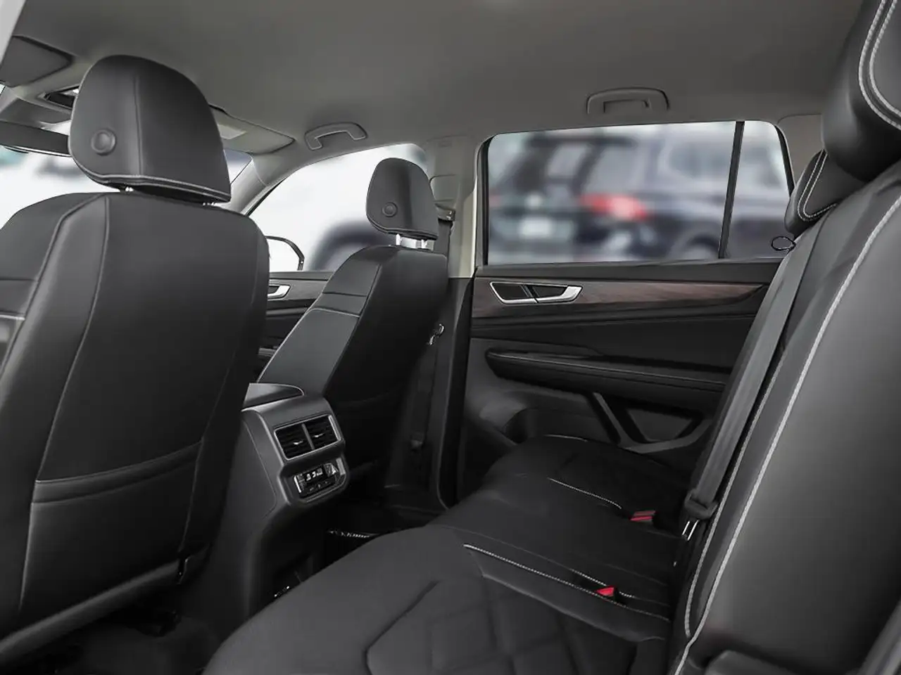 Volkswagen Atlas снимка Volkswagen Atlas