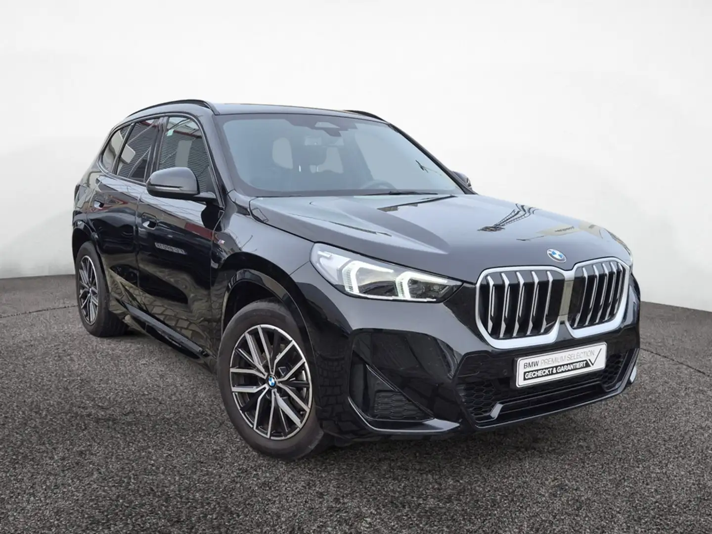 BMW X1 sDrive 18i M Sport AHK+KAM+LED+NAVI+SHZG Schwarz - 2