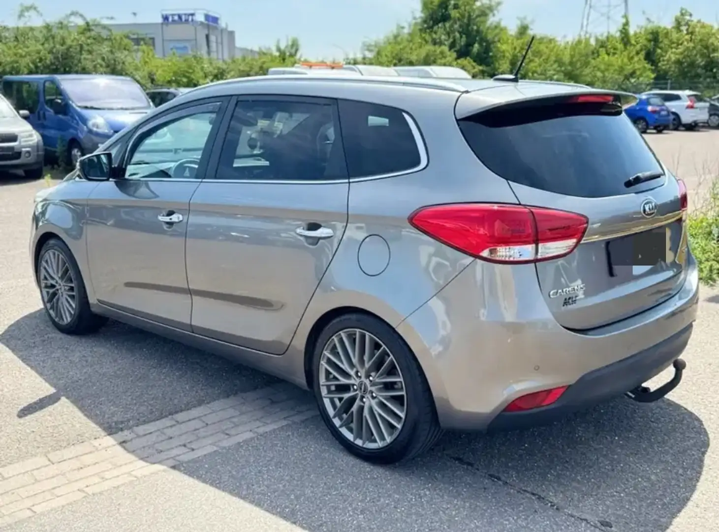 Kia Carens 1.7 CRDi Aut. Spirit Grau - 2