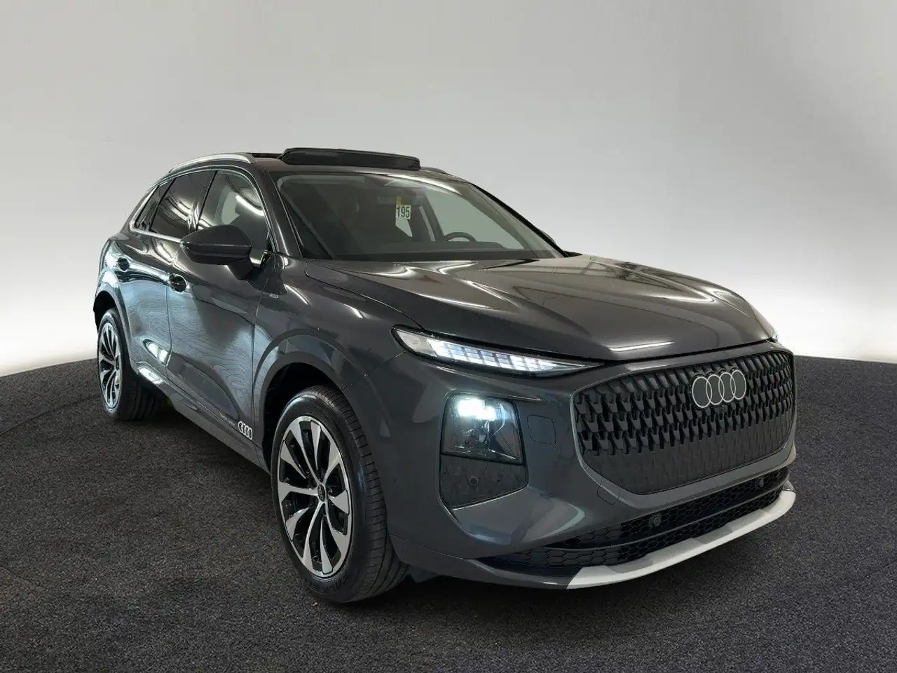 Audi Q3 e-hybrid S tronic 8
