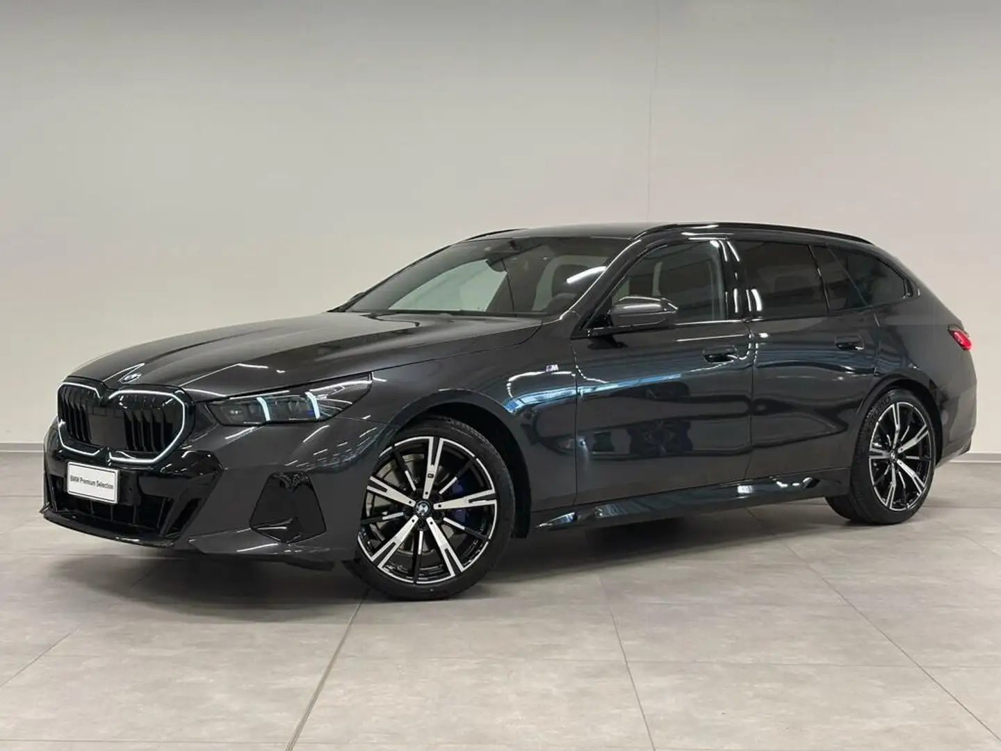 BMW 520 Serie 5 520d Touring 48V xdrive M Sport Pro auto Grigio - 1