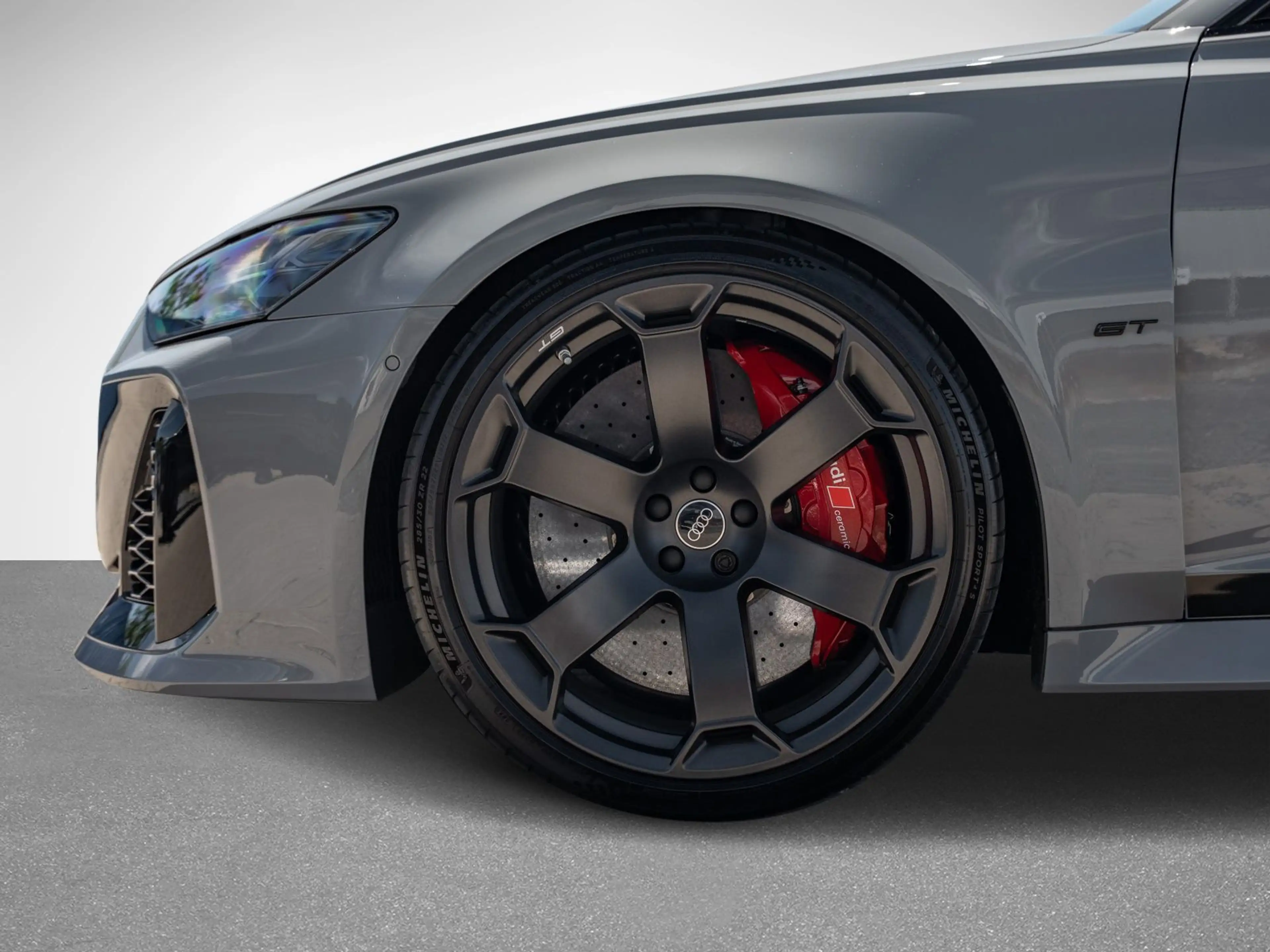 Audi RS6 GT performance 1 of 660 Keramik HUD B — photo 7