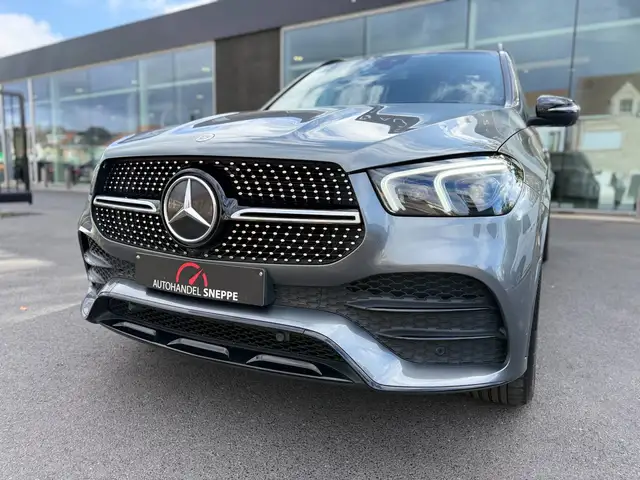 Mercedes-Benz Gle view 3