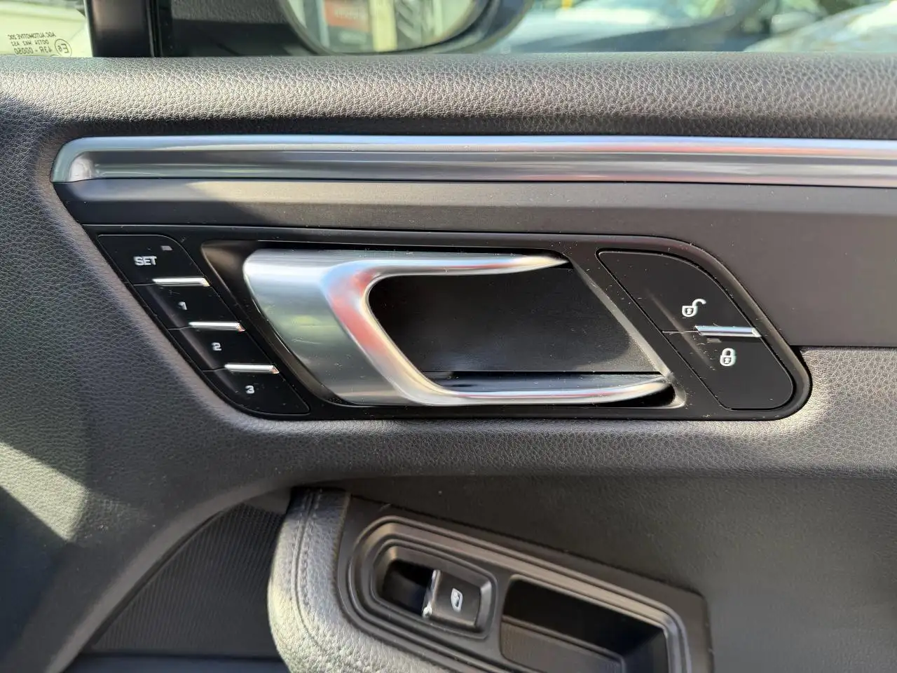 Porsche Macan снимка Porsche Macan