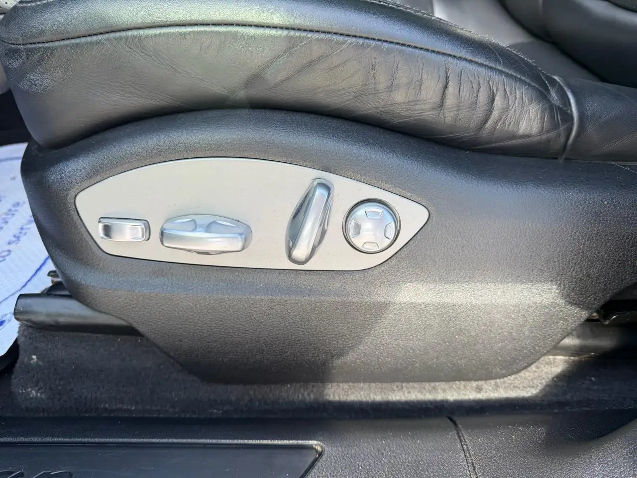 Porsche Macan снимка Porsche Macan
