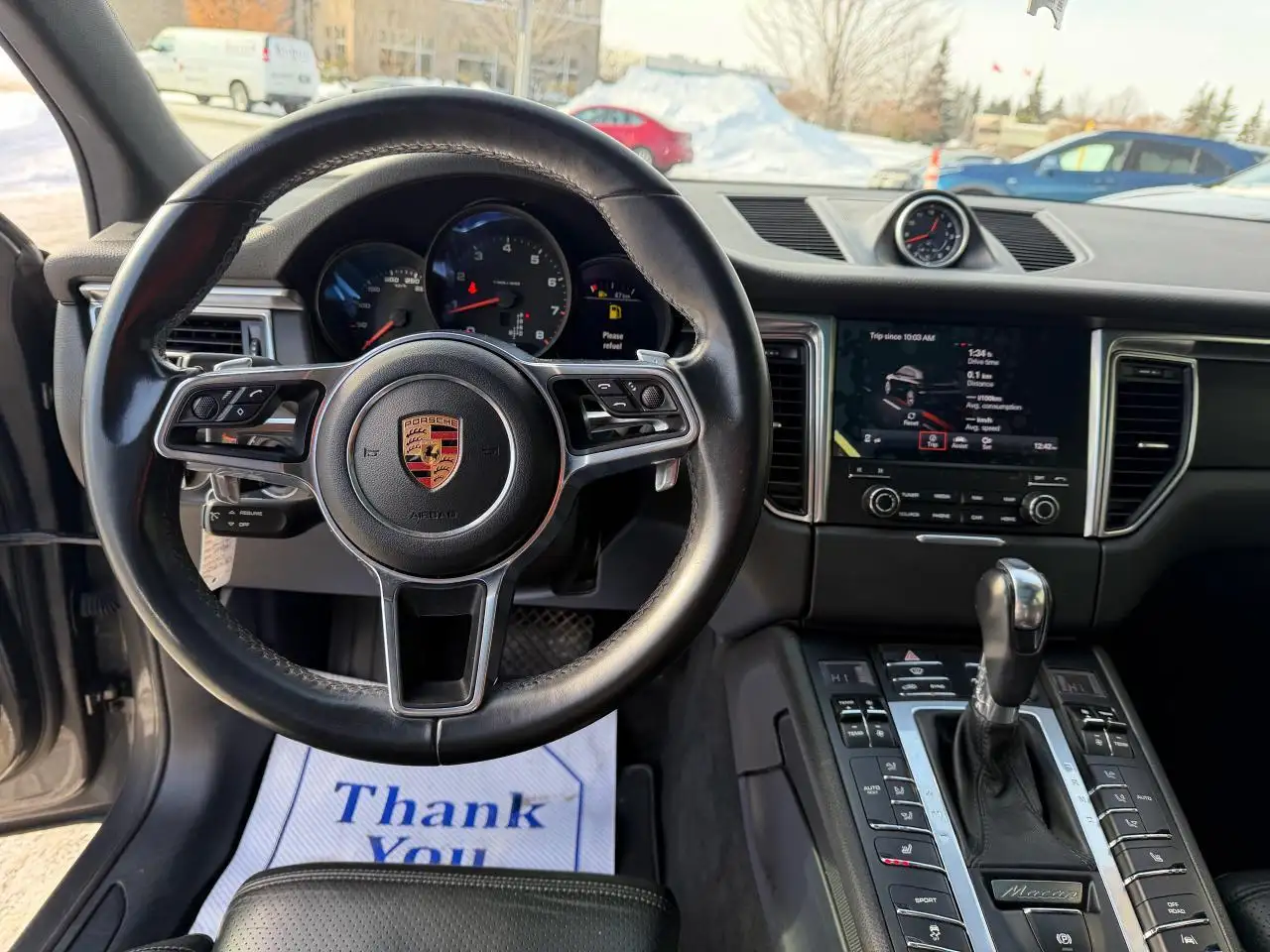 Porsche Macan снимка Porsche Macan