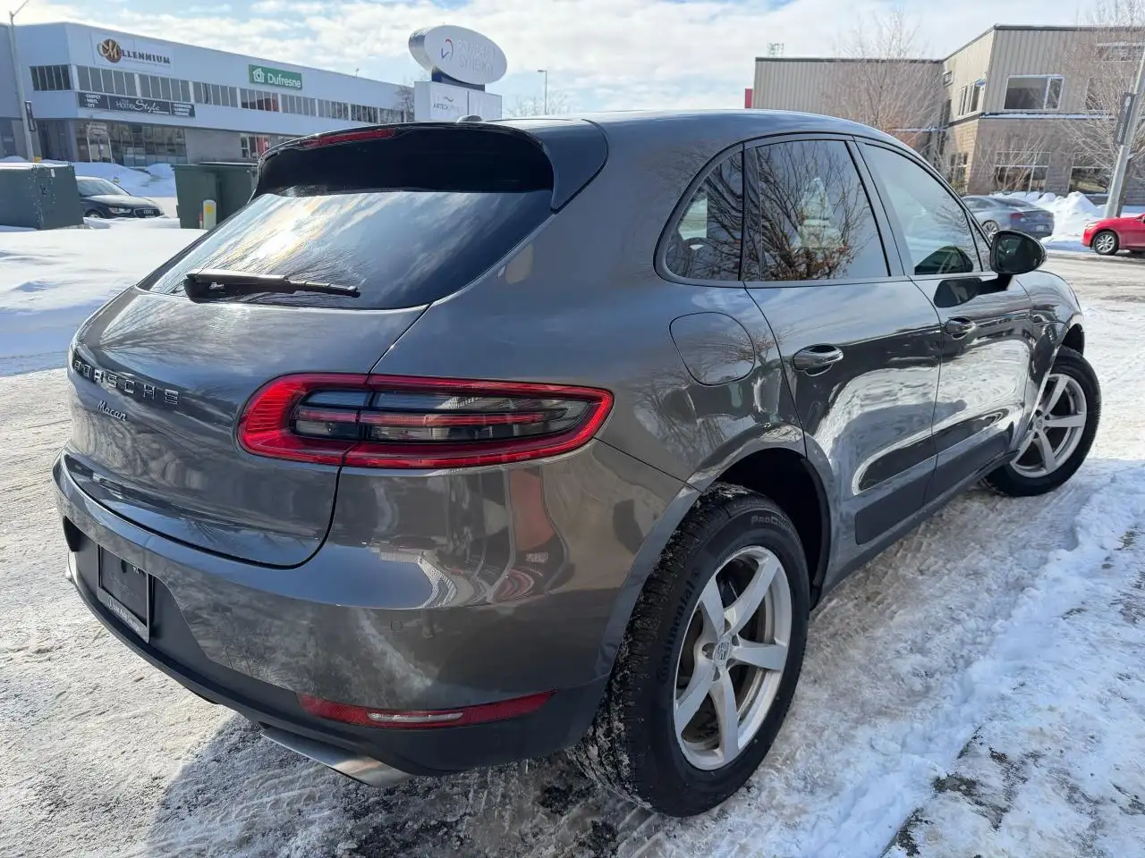 Porsche Macan снимка Porsche Macan