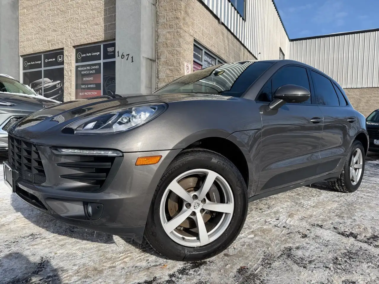 Porsche Macan снимка Porsche Macan