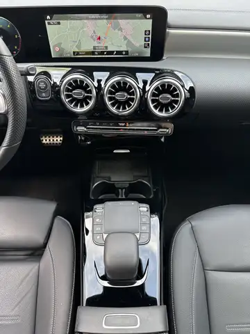 Mercedes-Benz Cla view 15