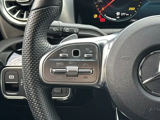 Mercedes-Benz Cla view 14