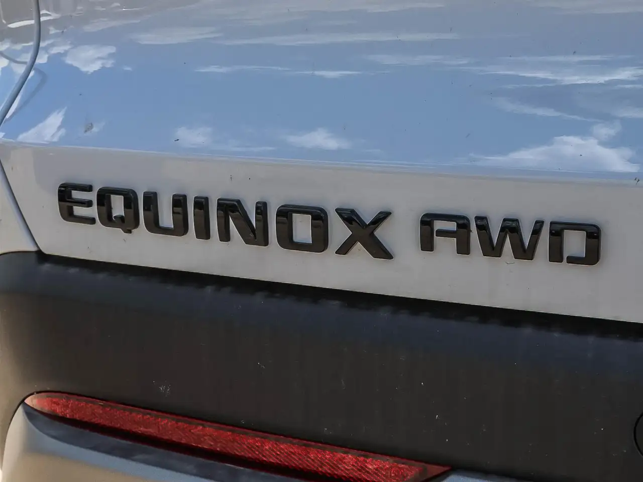 Chevrolet Equinox снимка Chevrolet Equinox