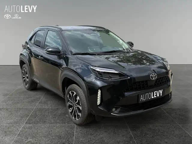 Toyota Yaris Cross view 8