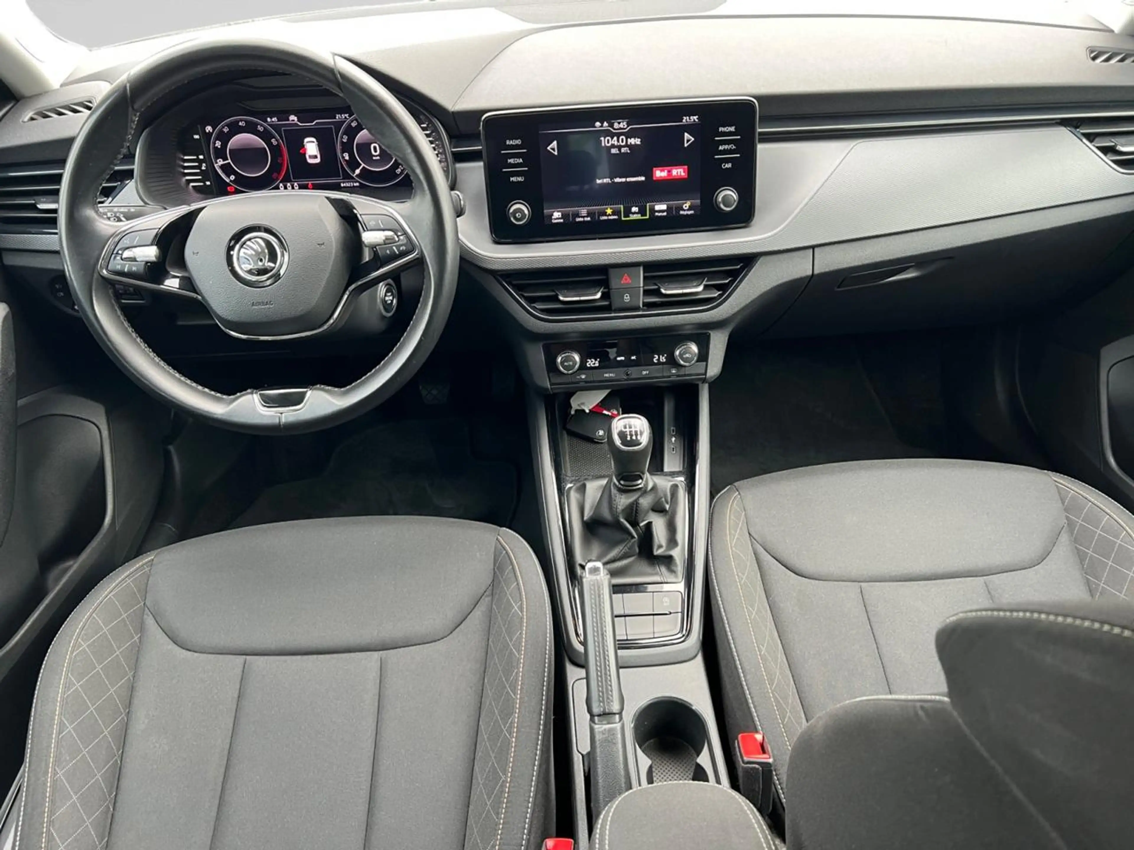 Skoda Scala 1.0 TSI Ambition — photo 5