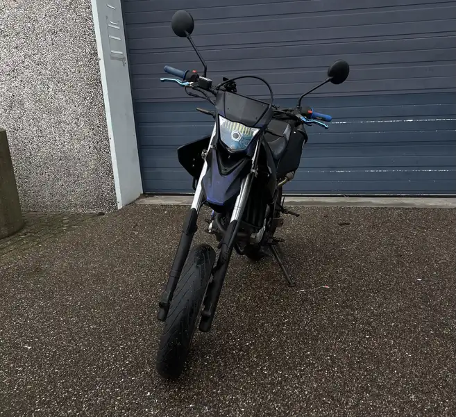 Yamaha WR 125 - foto 3