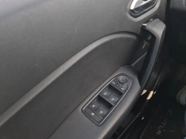 Renault Captur view 13