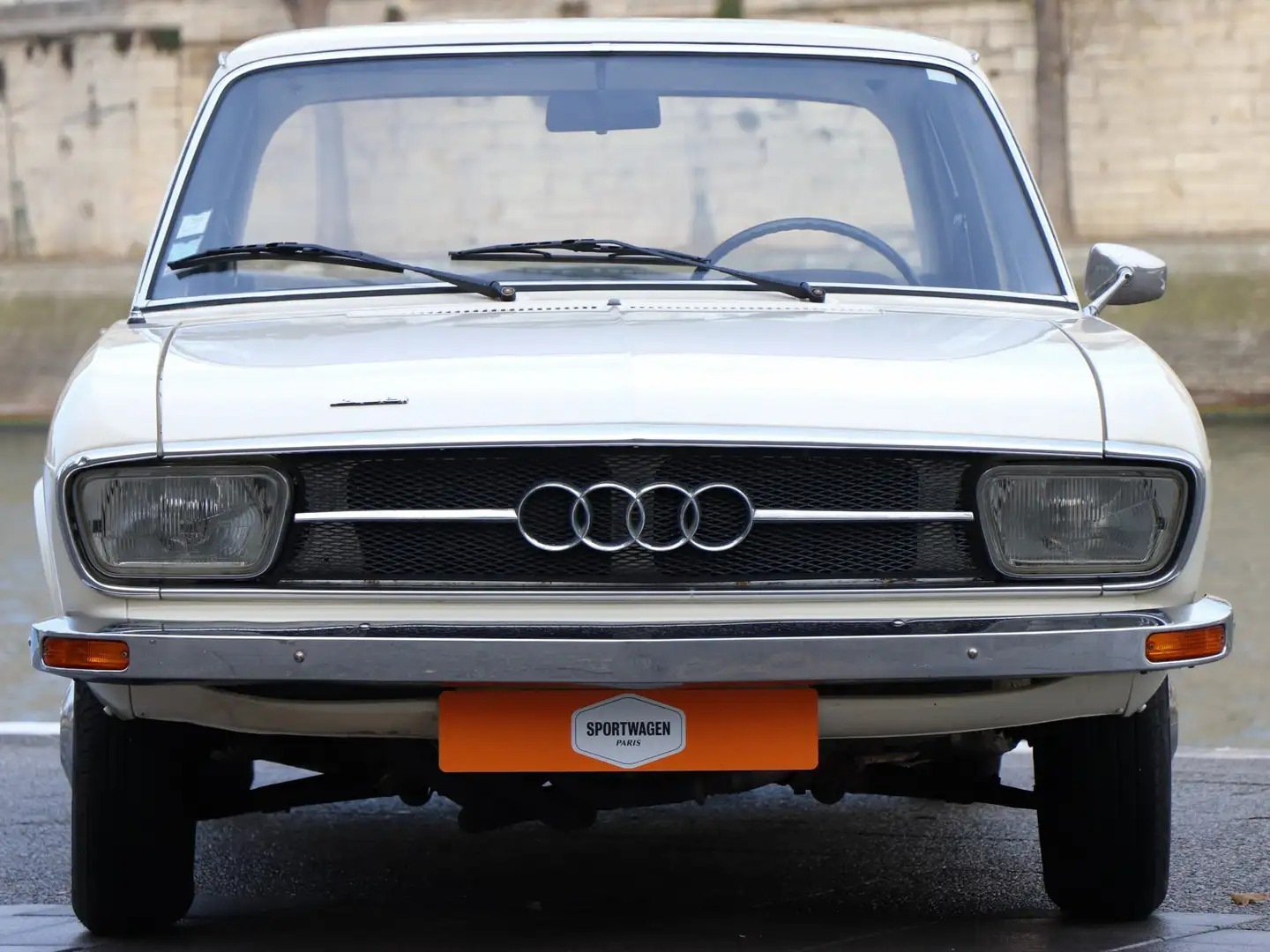 Audi 100 Бежевий - 2