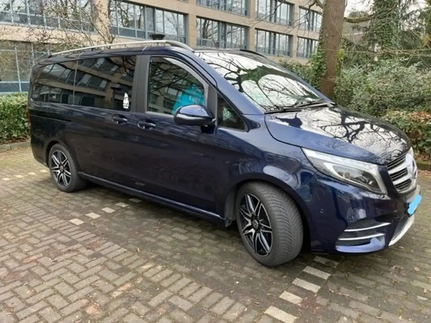 Mercedes-Benz V 220 V220 d lang 7G-TRONIC Edition Liegepaket Albastru - 1