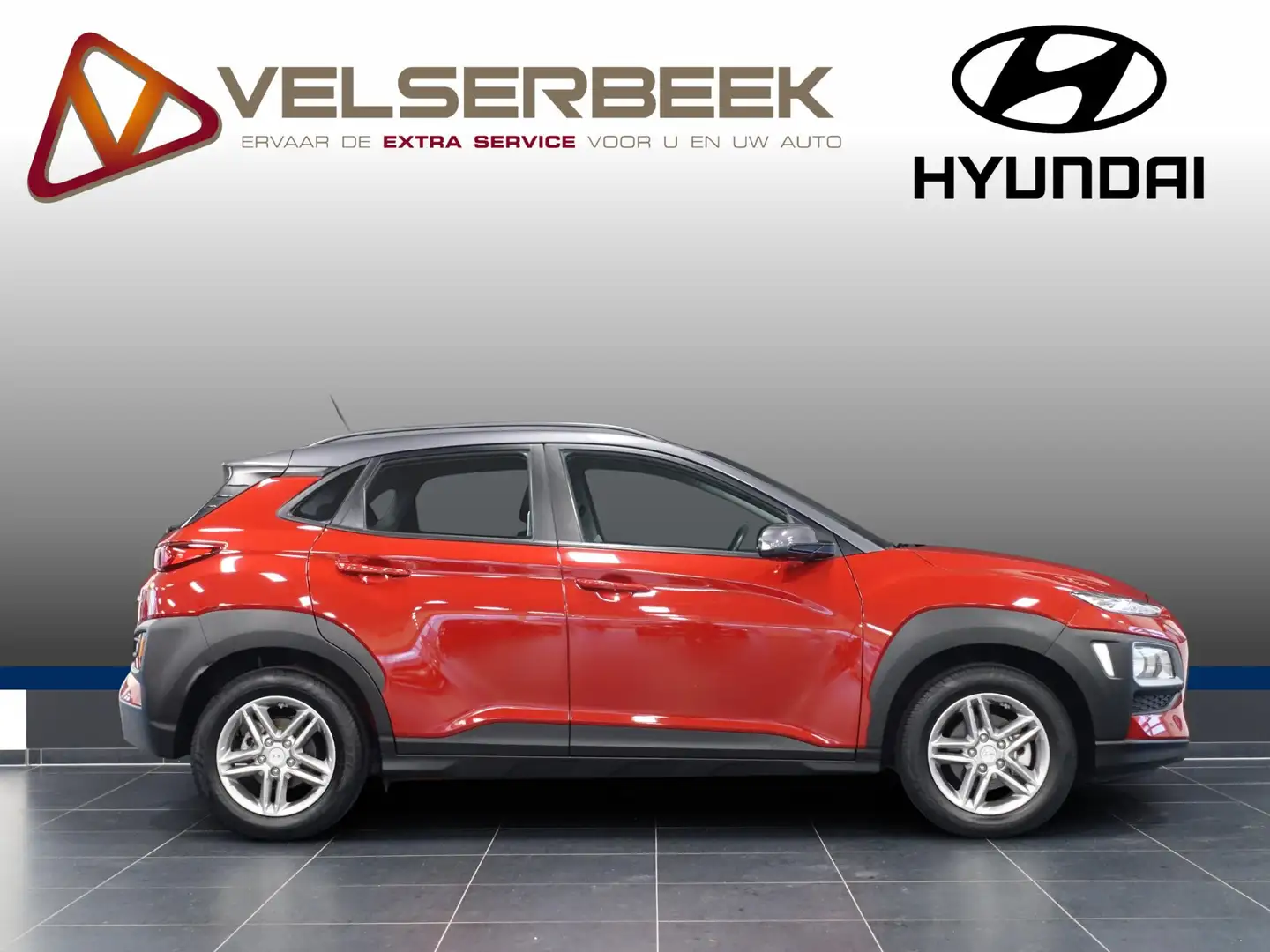 Hyundai KONA 1.0T Essence * Trekhaak/LMV/Navigatie/Cruise * Rood - 2