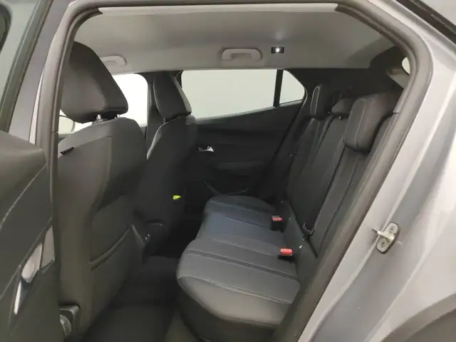 Peugeot 2008 view 9