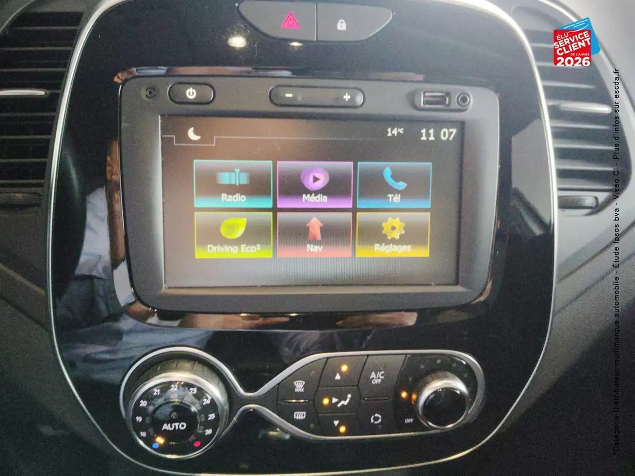 Renault Captur — photo 19