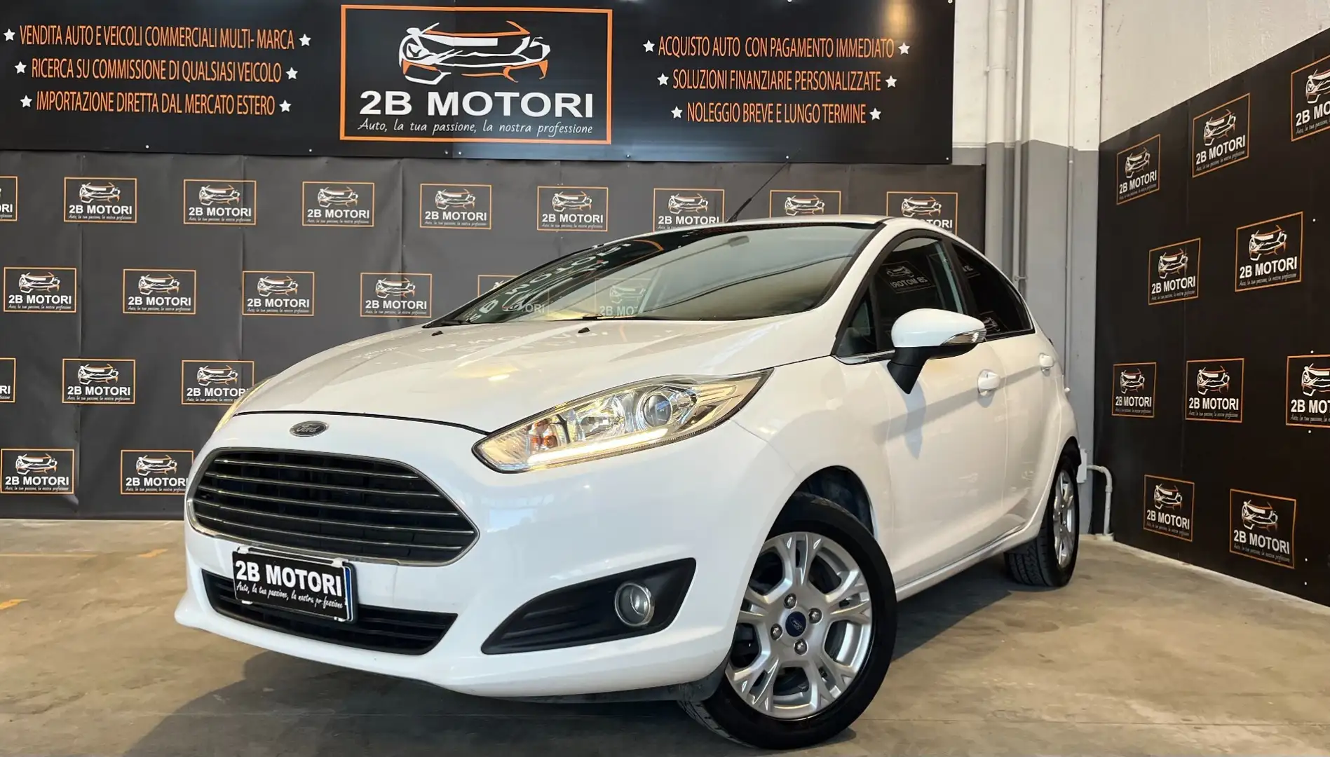 Ford Fiesta Fiesta 1.0 80CV 5 porte Titanium Blanc - 1