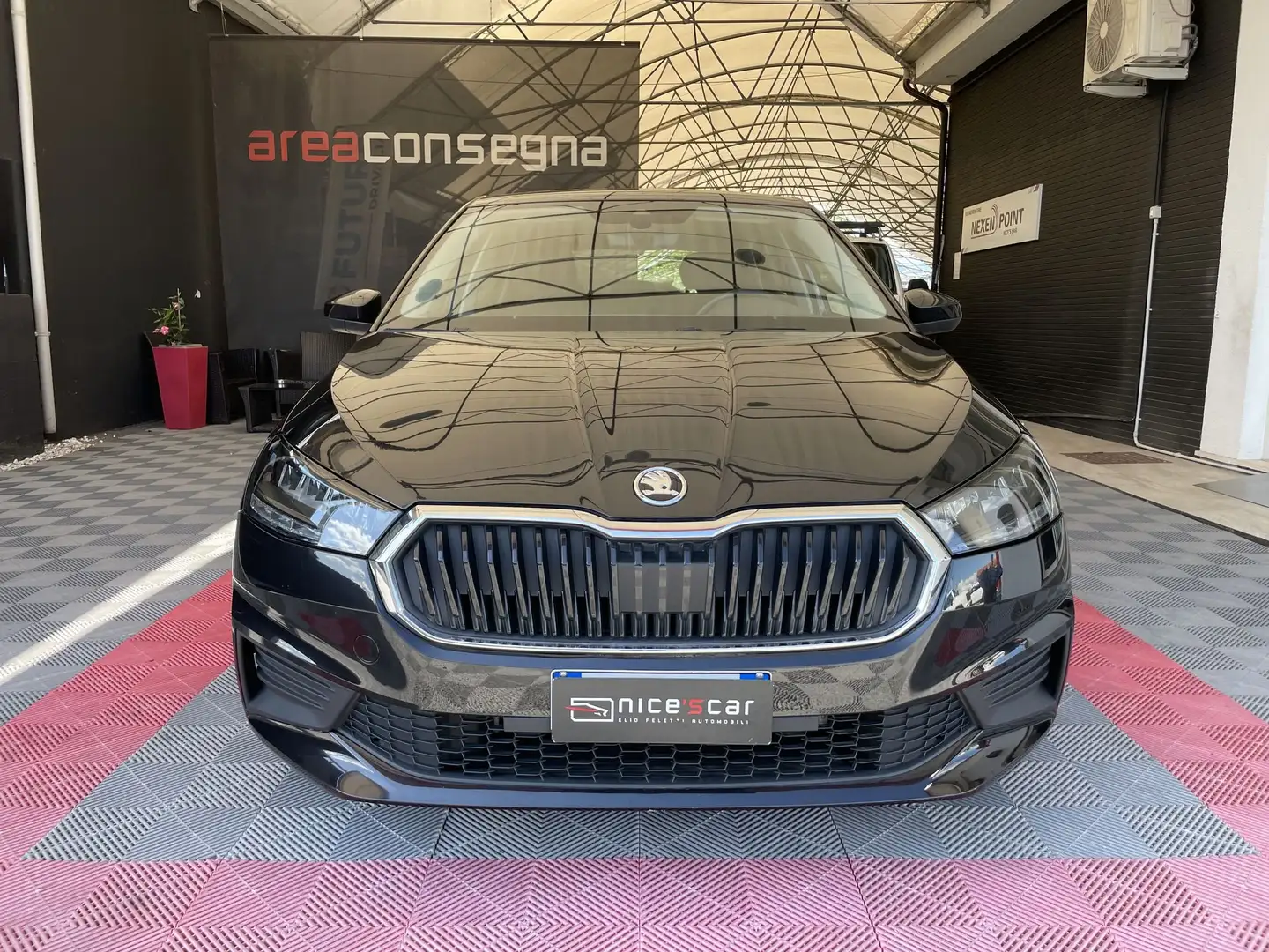 Skoda Fabia Fabia 1.0 MPI 80 CV Schwarz - 2