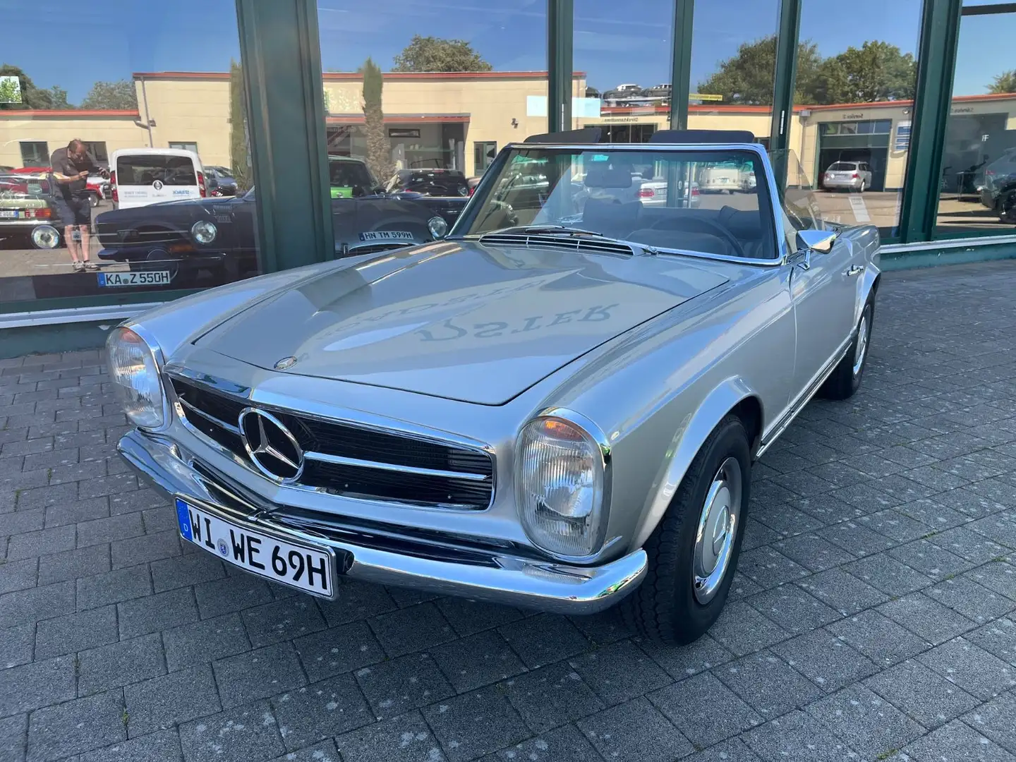 Mercedes-Benz SL 280 Pagode 2010 komplett Restauriert! Silber - 2