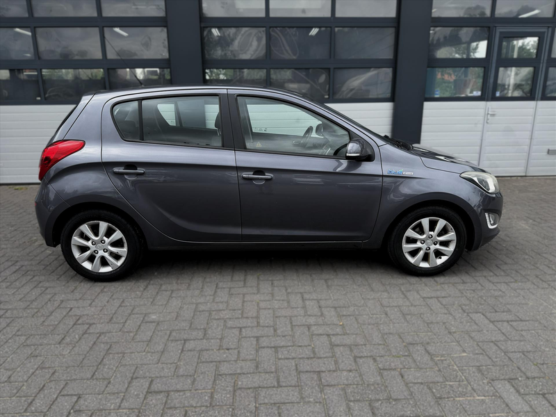 Hyundai i20 1.2I 86Pk, Apple/Carplay, 4 Nwe Banden, Trekhaak — photo 10