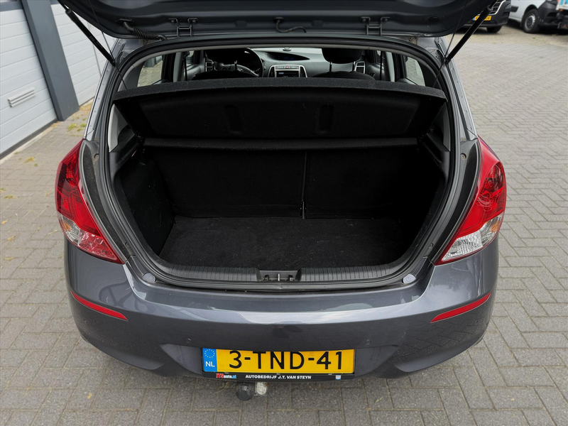 Hyundai i20 1.2I 86Pk, Apple/Carplay, 4 Nwe Banden, Trekhaak — photo 8