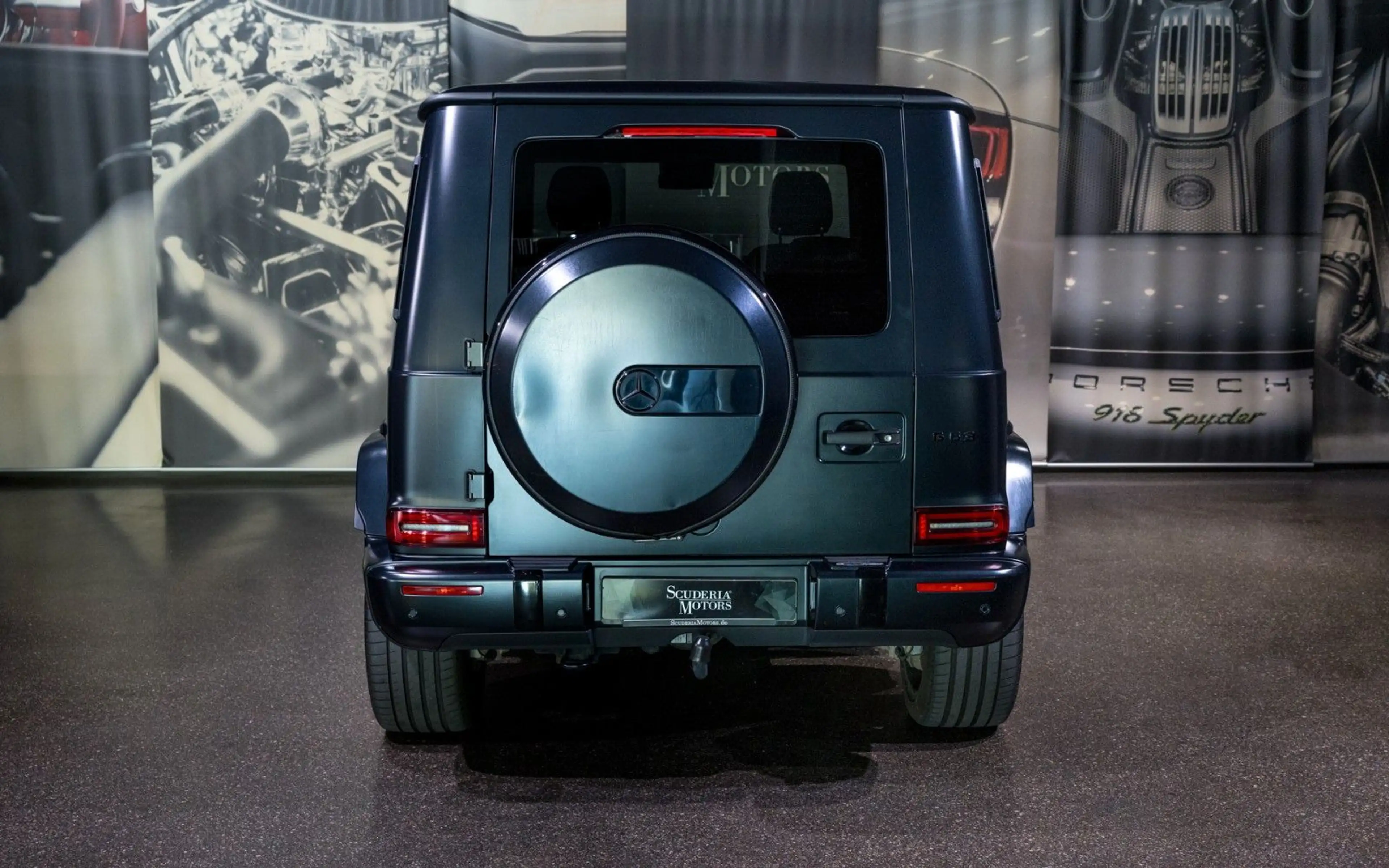 Mercedes-Benz G 63 AMG | EDITION 1 | NIGHTBLACKMAGNO | CARBON — photo 6