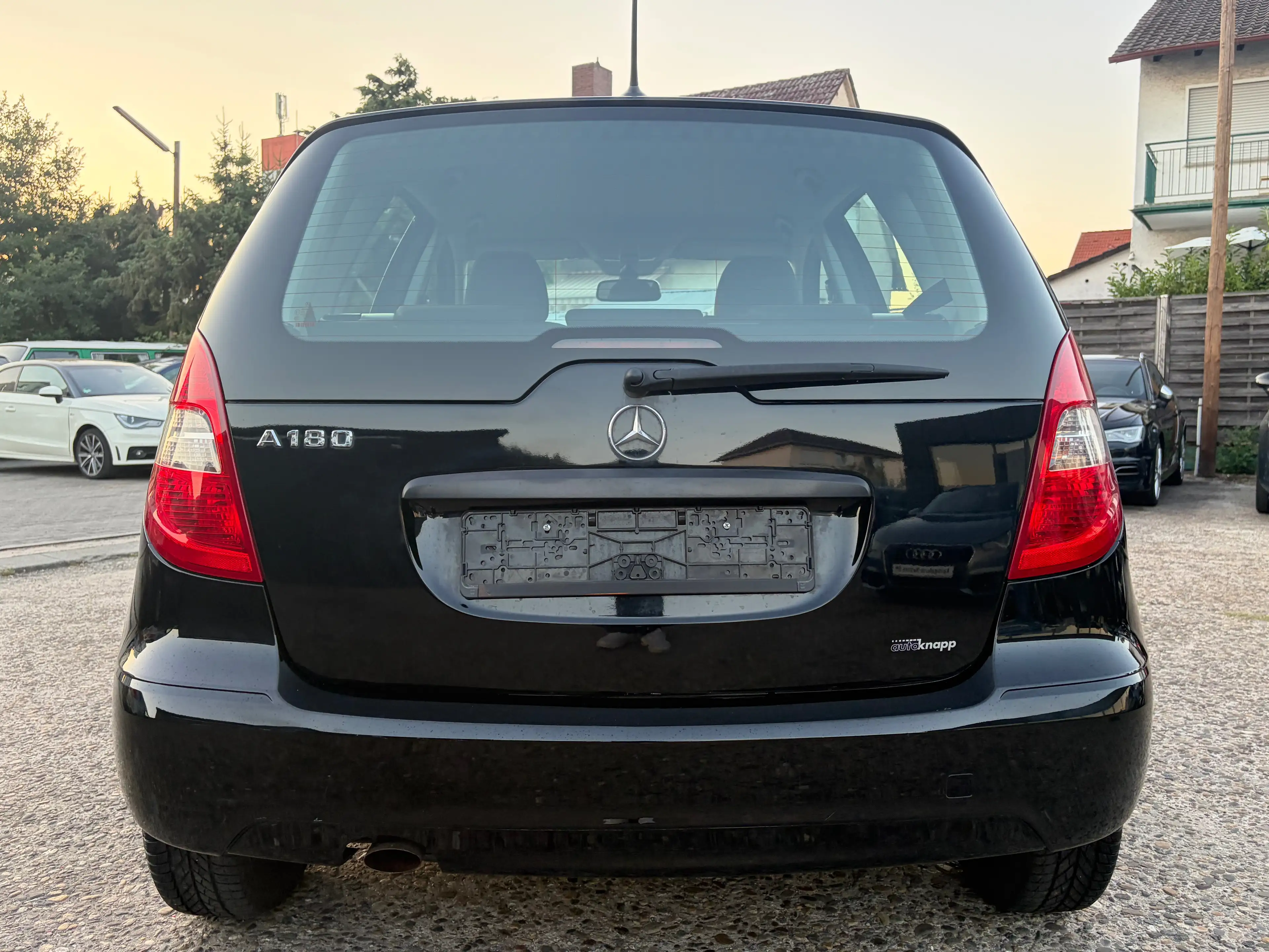 Mercedes-Benz A 180 A 180 5-türig*HU/AU Neu*Klima* — photo 4