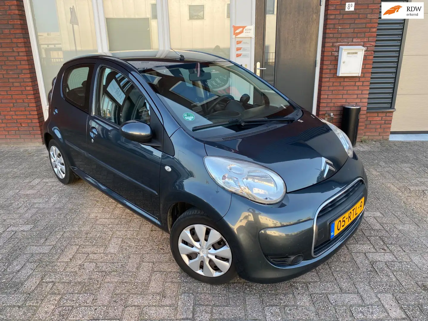 Citroen C1 1.0-12V Selection / Airco / 5DRS / NAP / Toerentel Grijs - 1