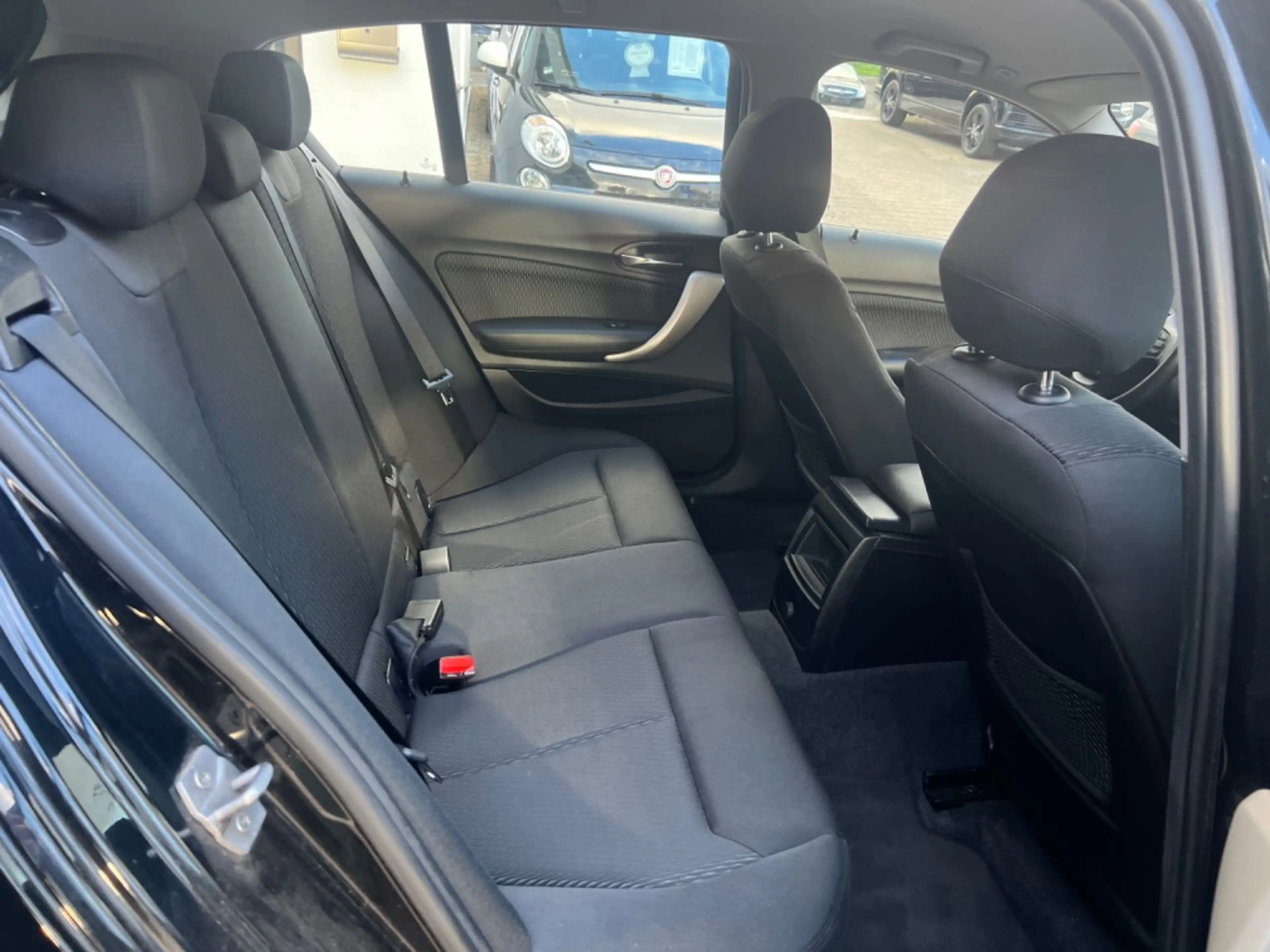 BMW 118 i 5-trg. Advantage~Automatik~Euro6~18.Zoll — photo 14